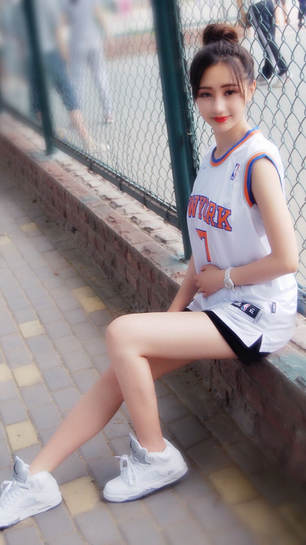 开云体育在线入口-划频变化揭示蝶泳节奏控制，蝶泳划水动作